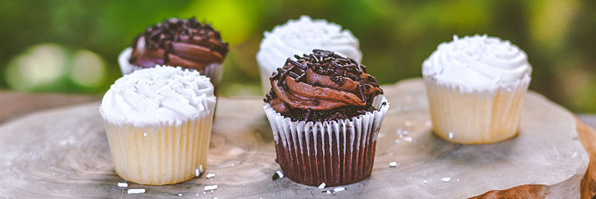 cupcakes-outside
